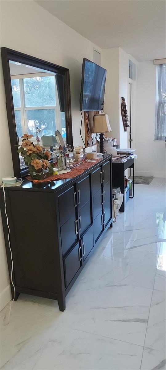 Image 38 of 45 For 1000 Saint Charles Place 209