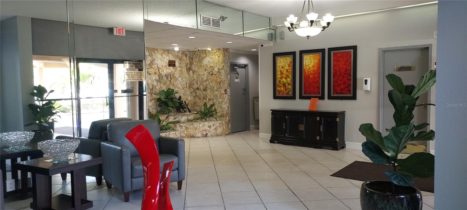 Image 5 of 45 For 1000 Saint Charles Place 209