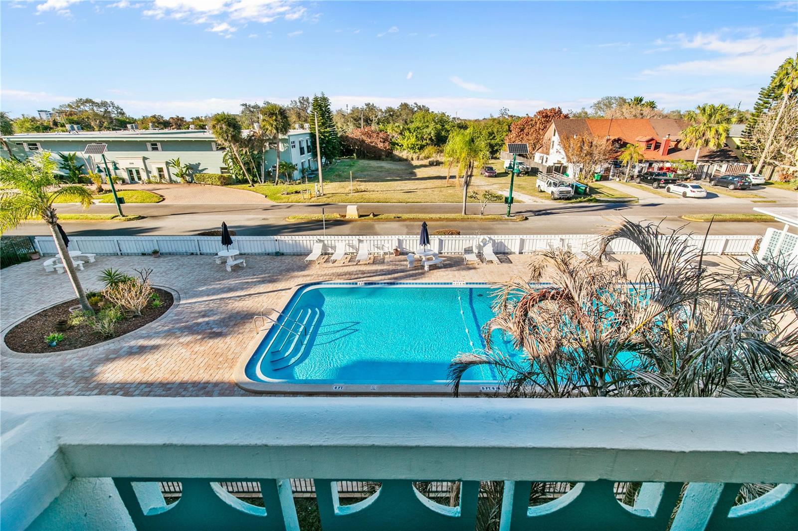 Image 12 of 75 For 221 Columbia Drive 340