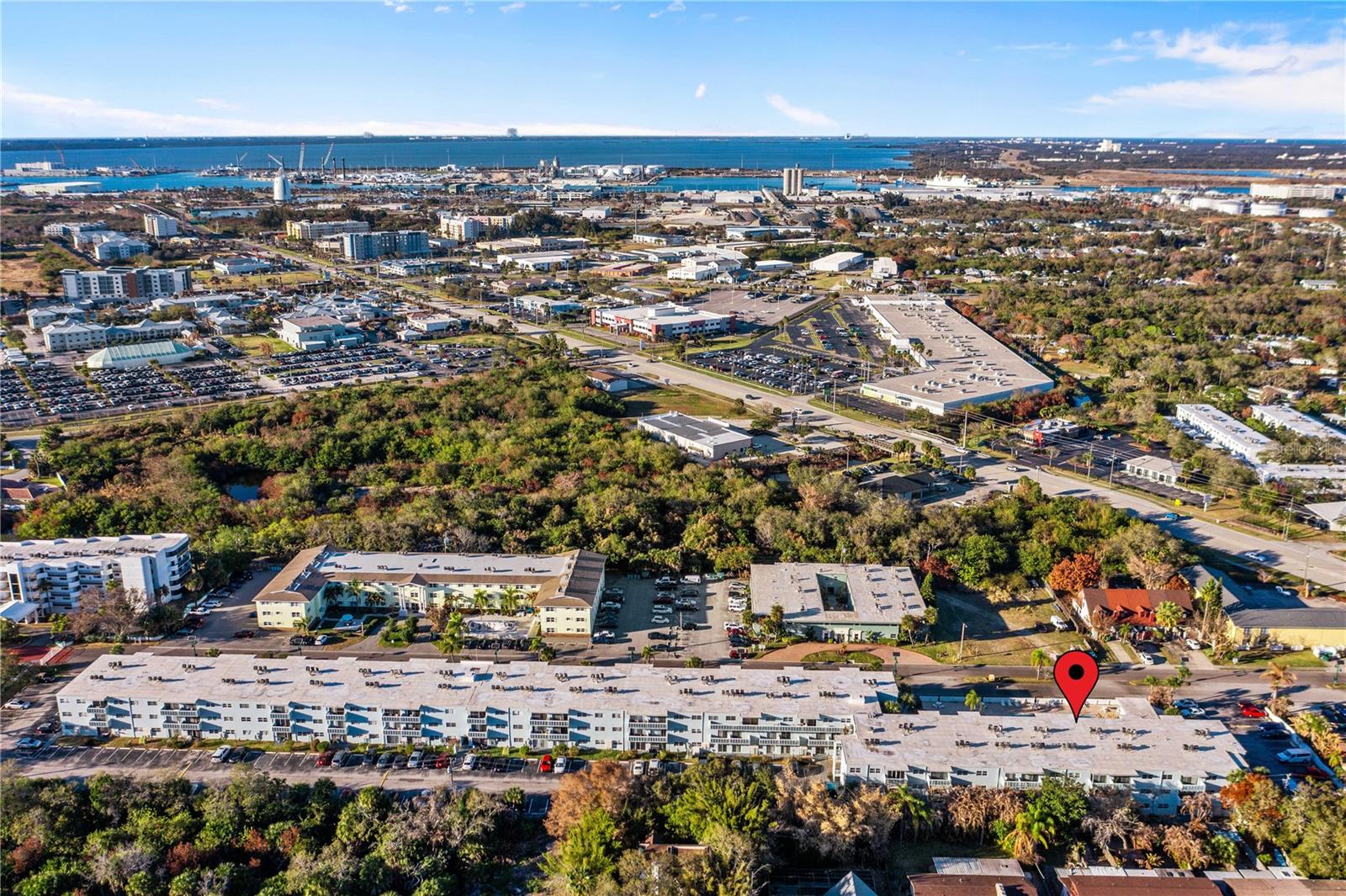 Image 21 of 75 For 221 Columbia Drive 340