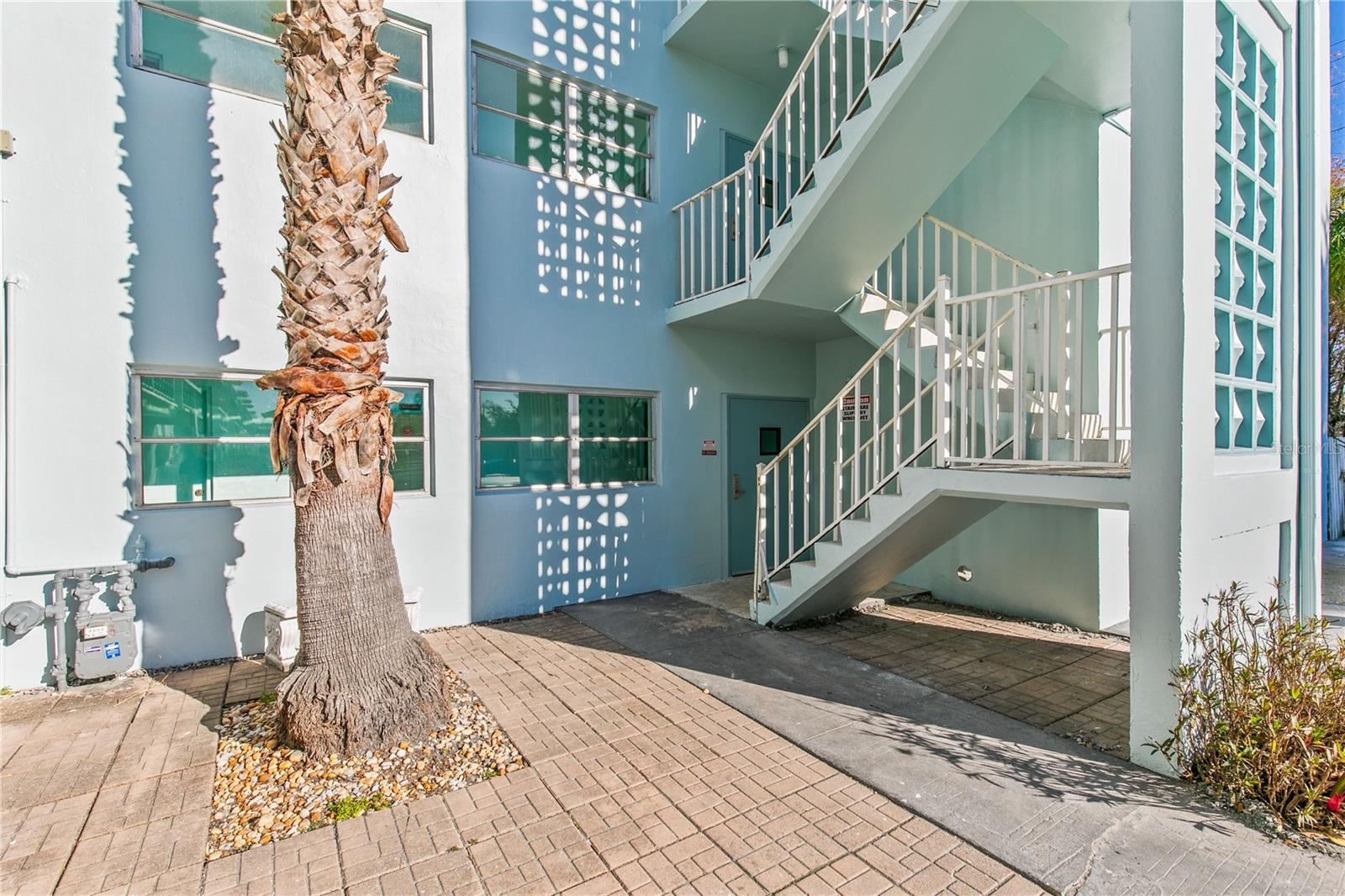 Image 30 of 75 For 221 Columbia Drive 340