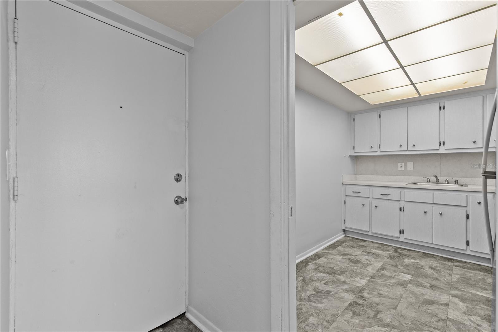 Image 33 of 75 For 221 Columbia Drive 340