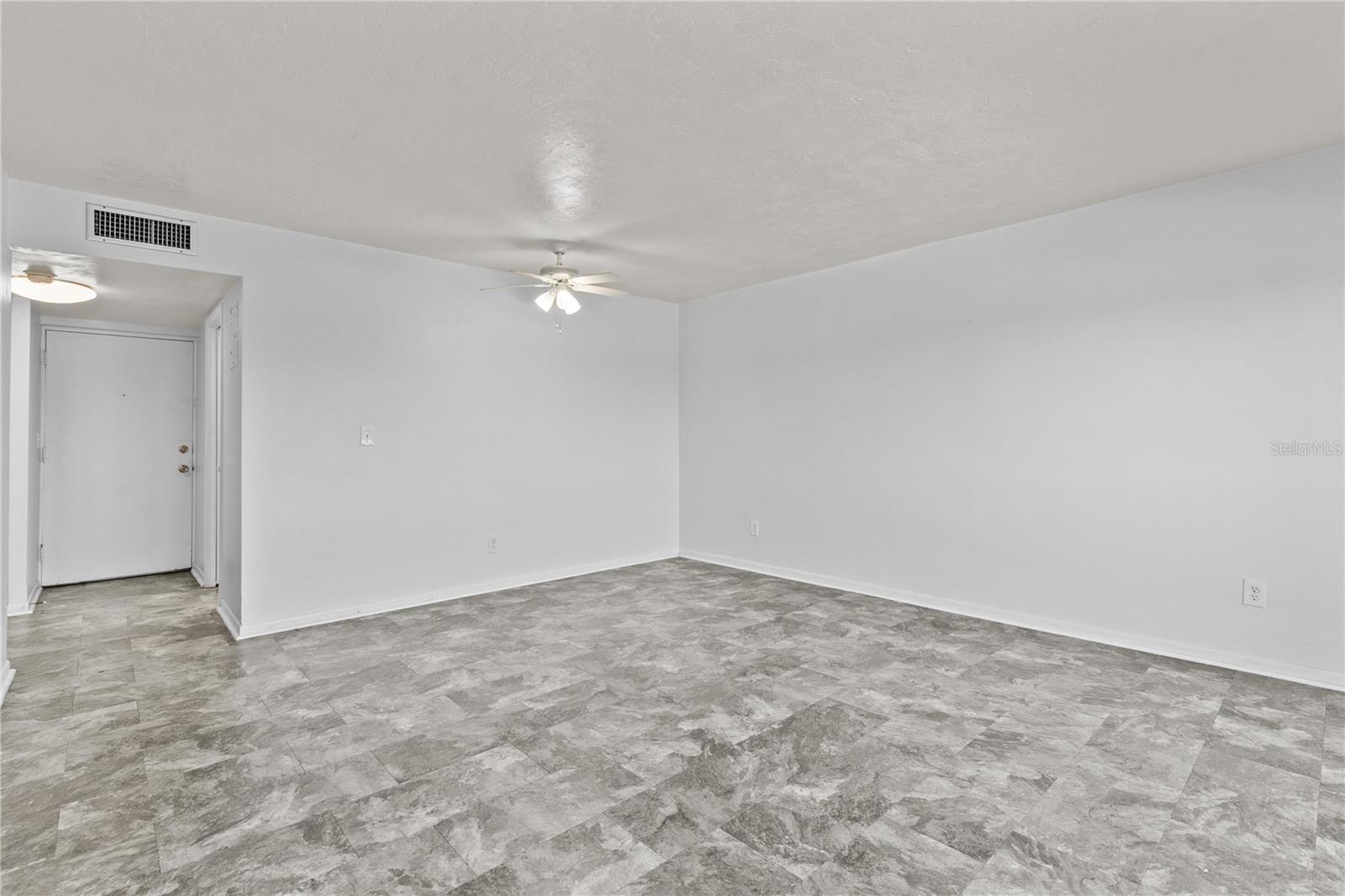 Image 45 of 75 For 221 Columbia Drive 340