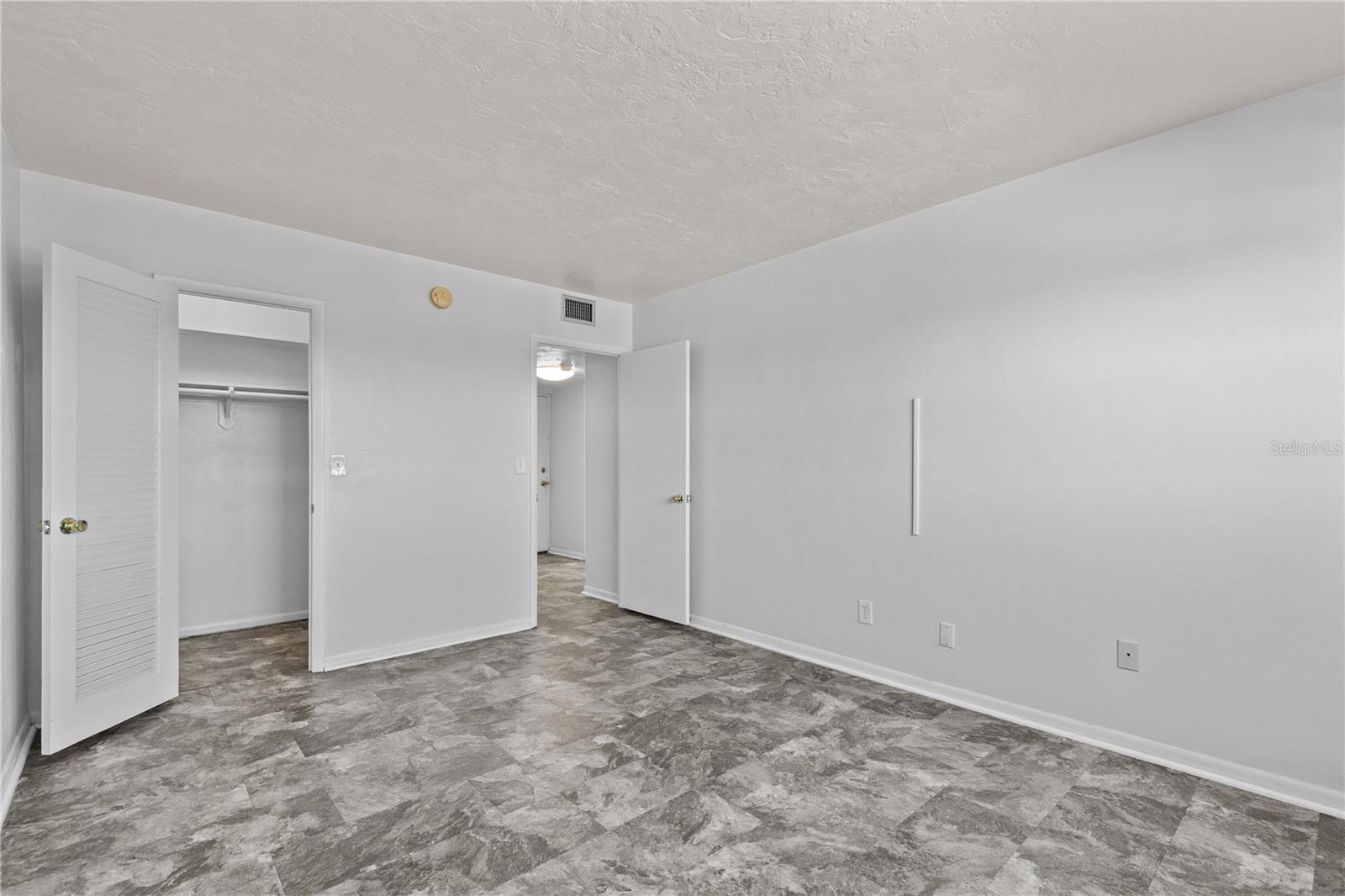 Image 70 of 75 For 221 Columbia Drive 340