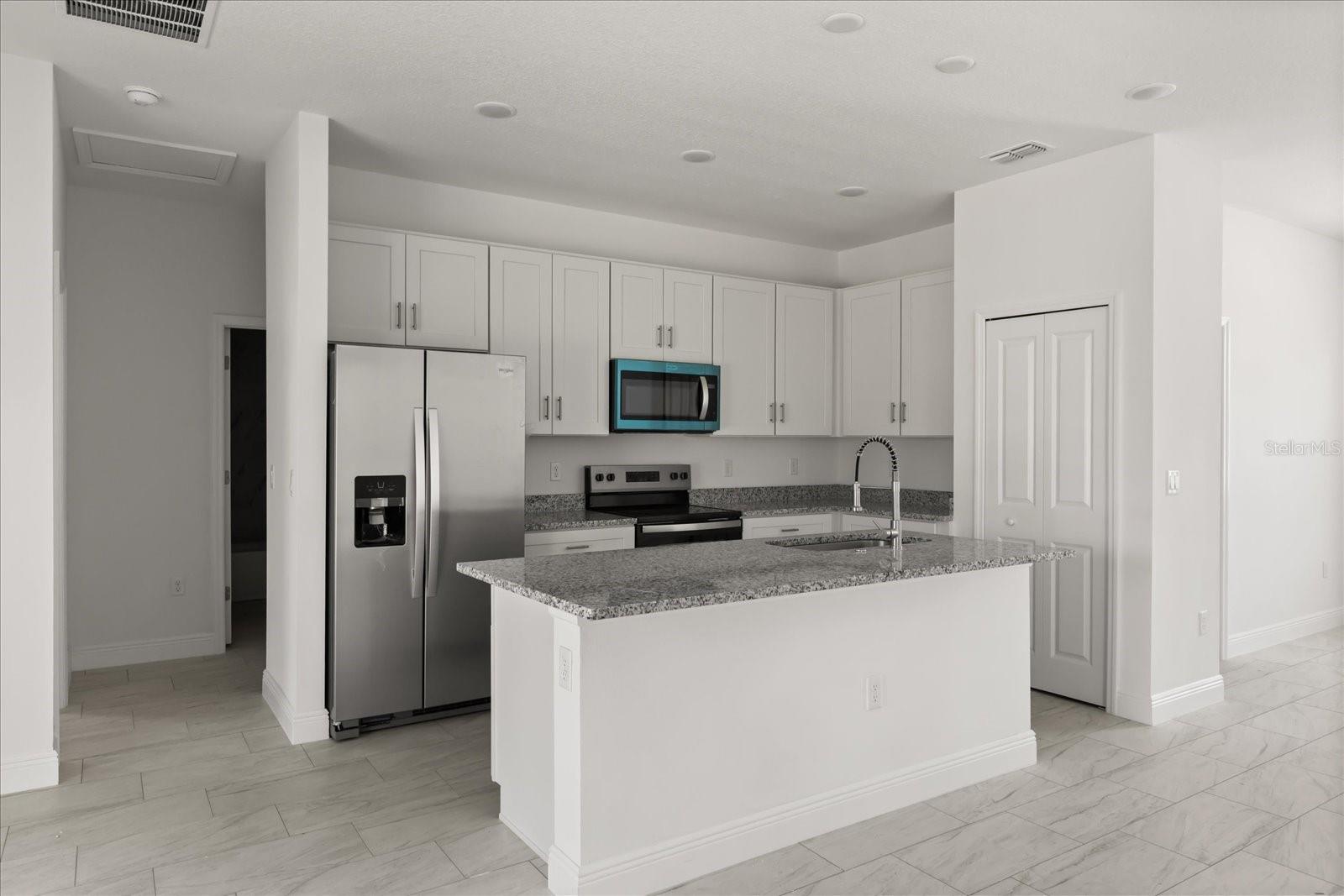 Image 12 of 39 For 8968 Citrus Springs Boulevard