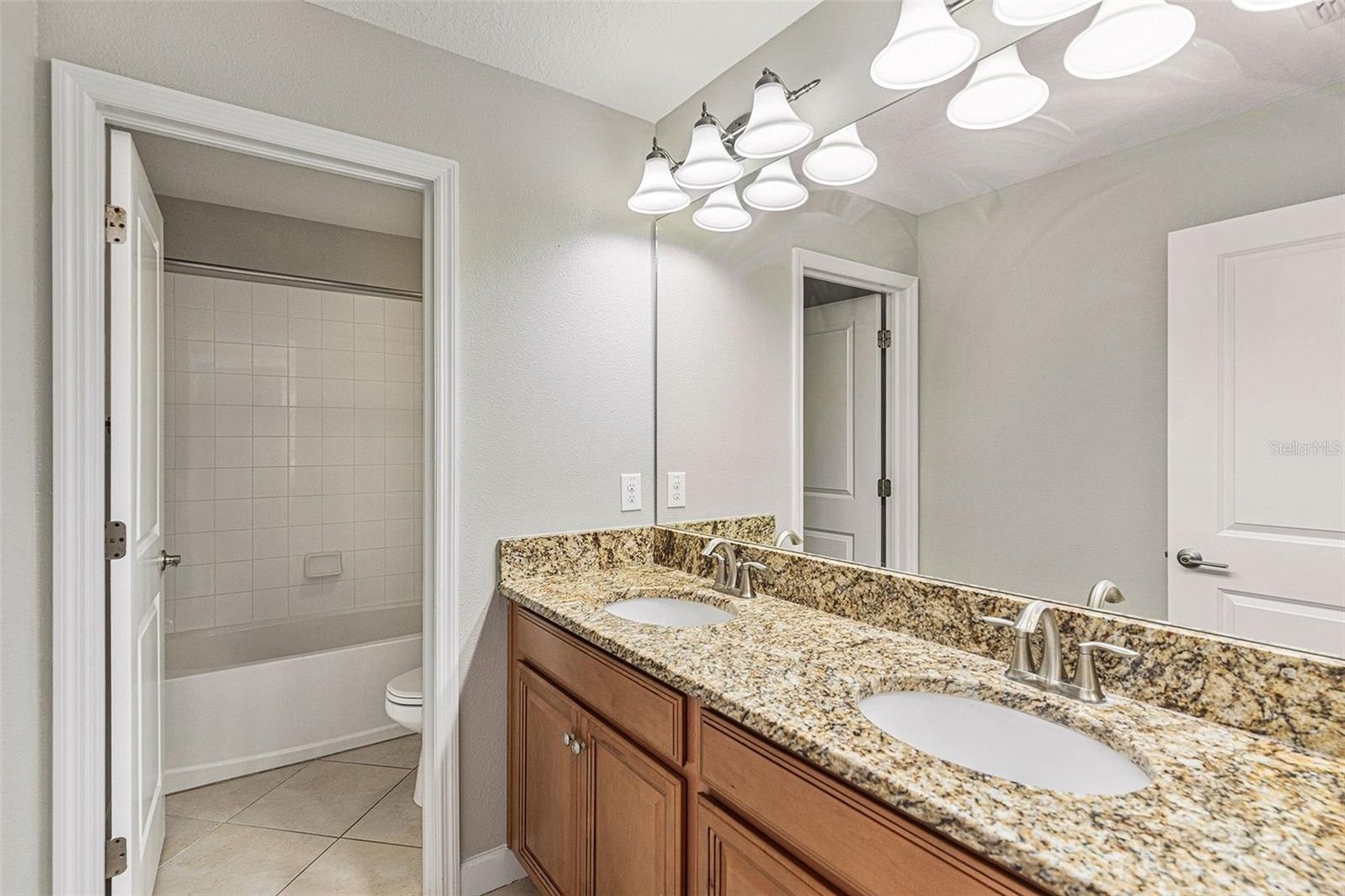 Image 20 of 24 For 11755 Winterset Cove Drive