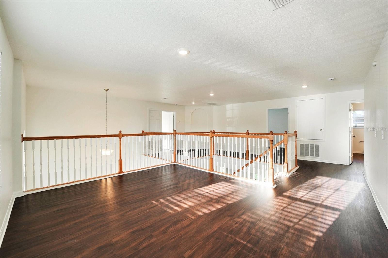 Image 13 of 25 For 2300 Treetop Lane