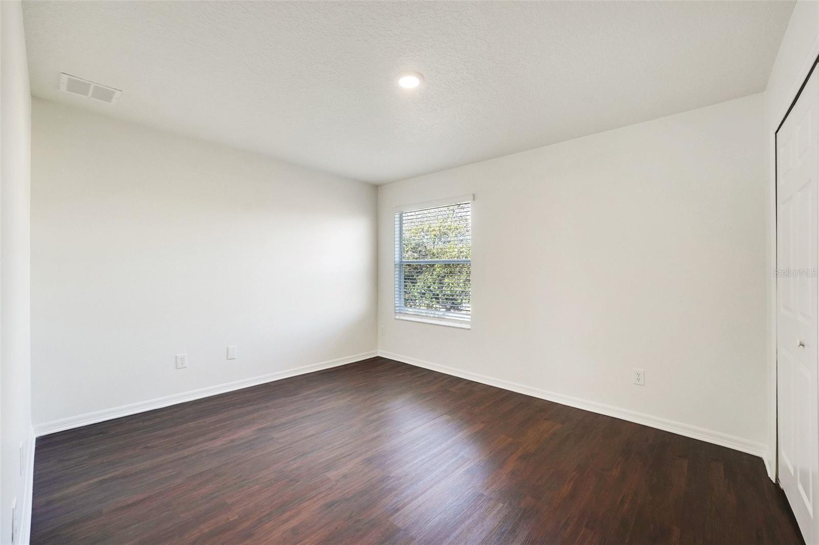 Image 15 of 25 For 2300 Treetop Lane