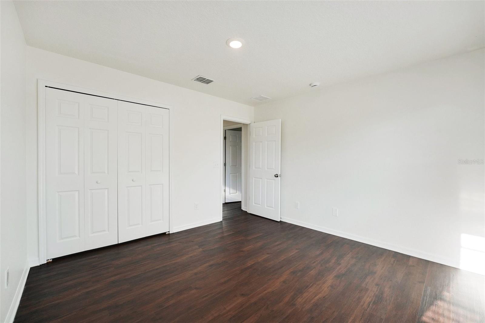 Image 16 of 25 For 2300 Treetop Lane