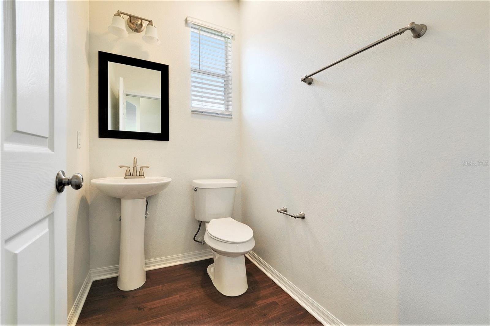 Image 23 of 25 For 2300 Treetop Lane