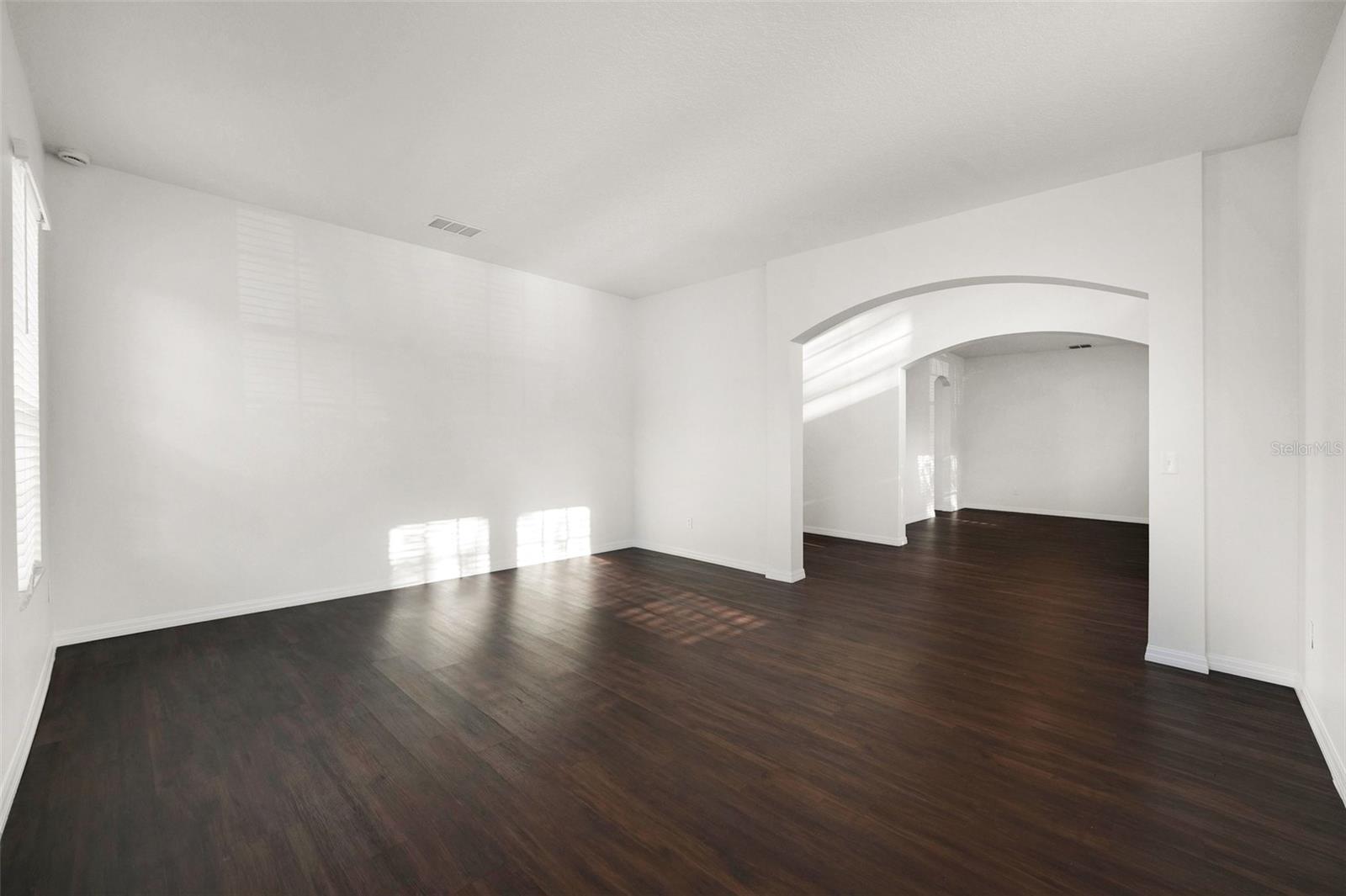 Image 3 of 25 For 2300 Treetop Lane