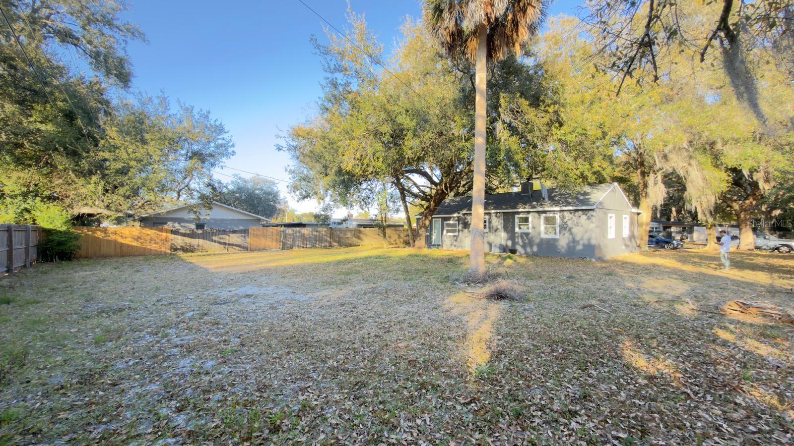 Image 10 of 31 For 2402 Stevens Avenue