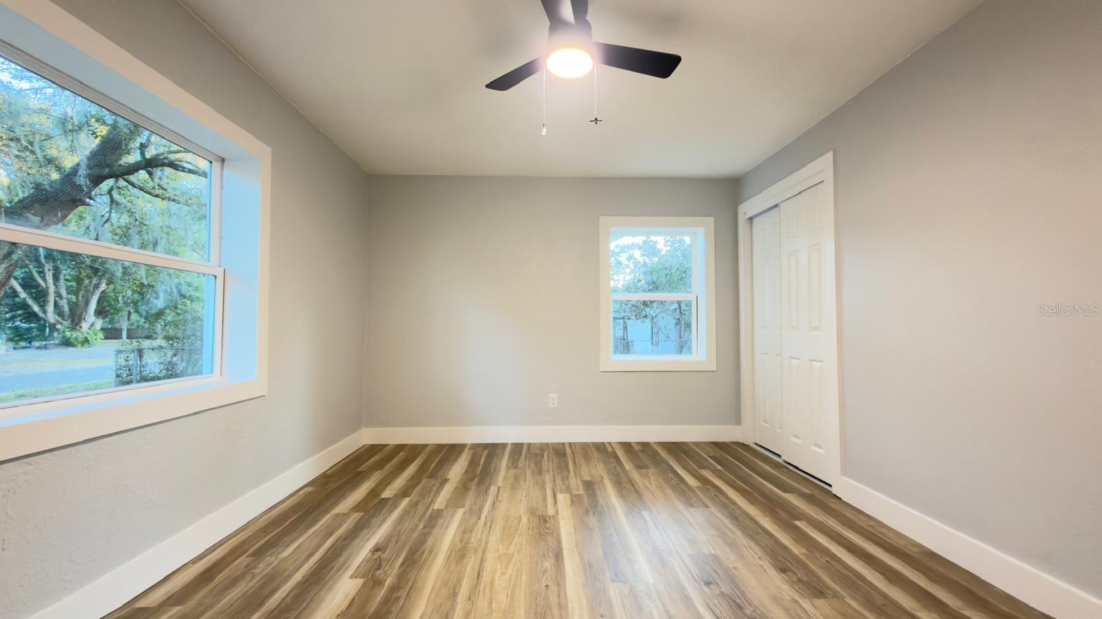 Image 21 of 31 For 2402 Stevens Avenue