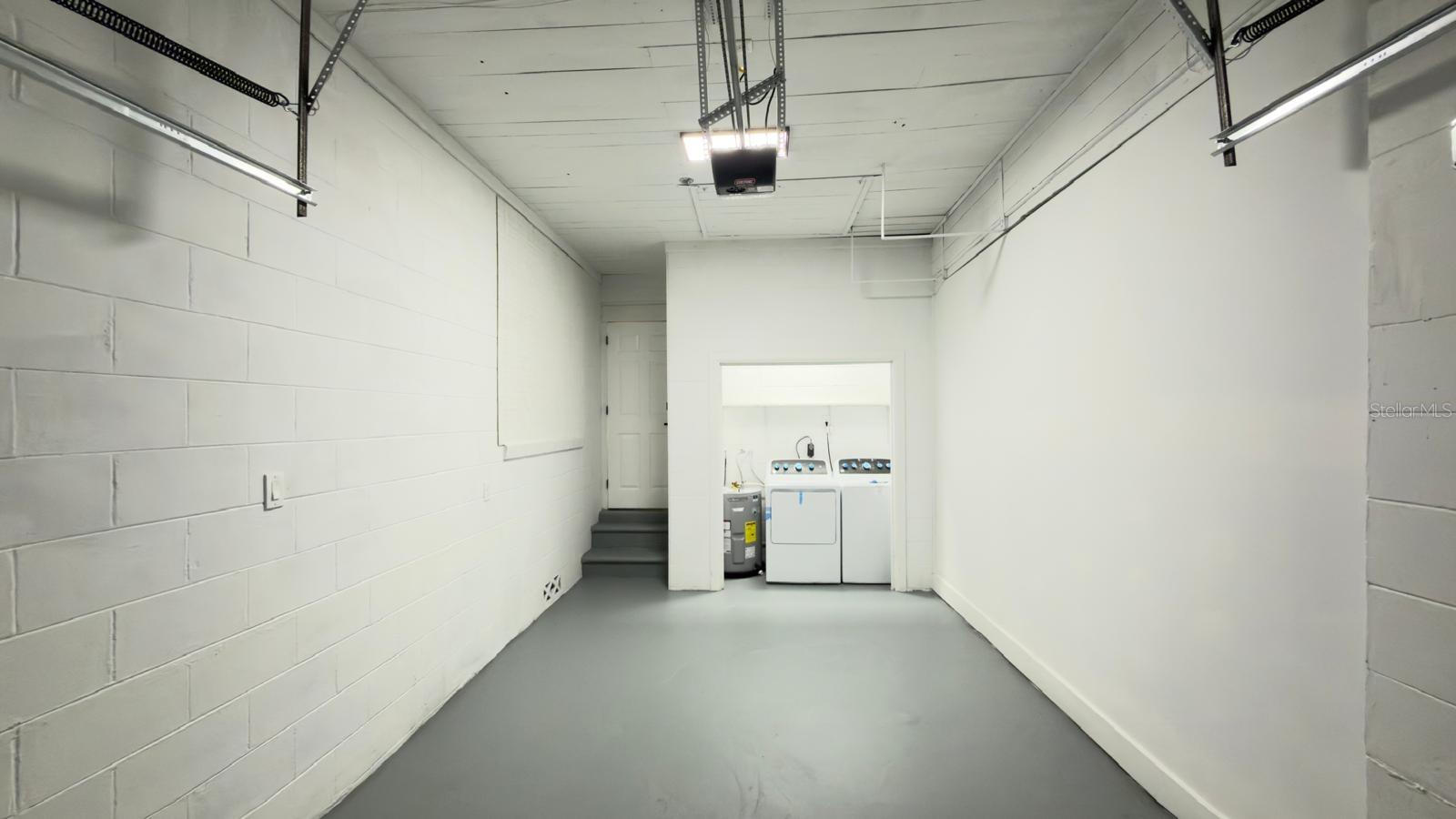 Image 30 of 31 For 2402 Stevens Avenue