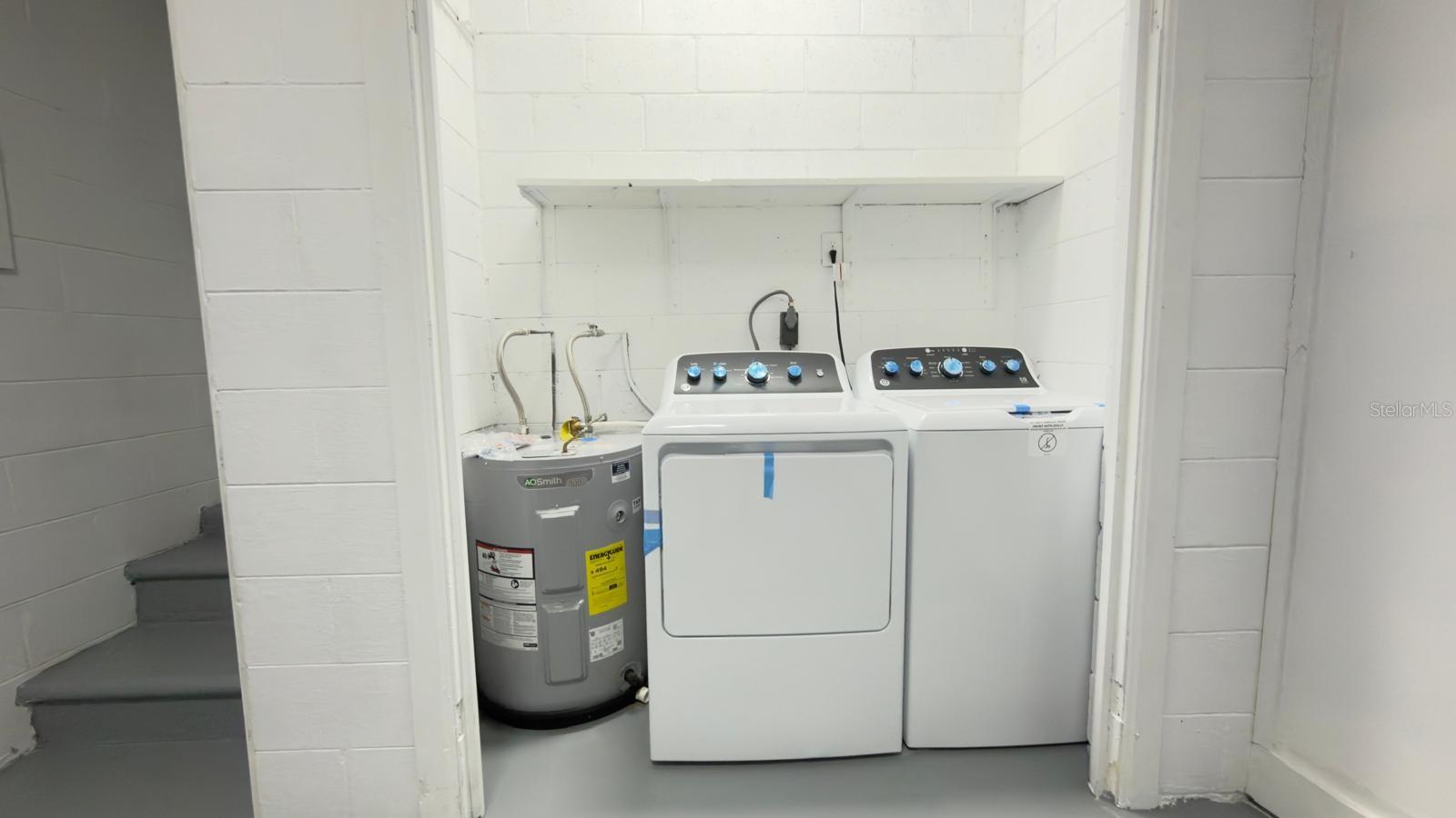 Image 31 of 31 For 2402 Stevens Avenue