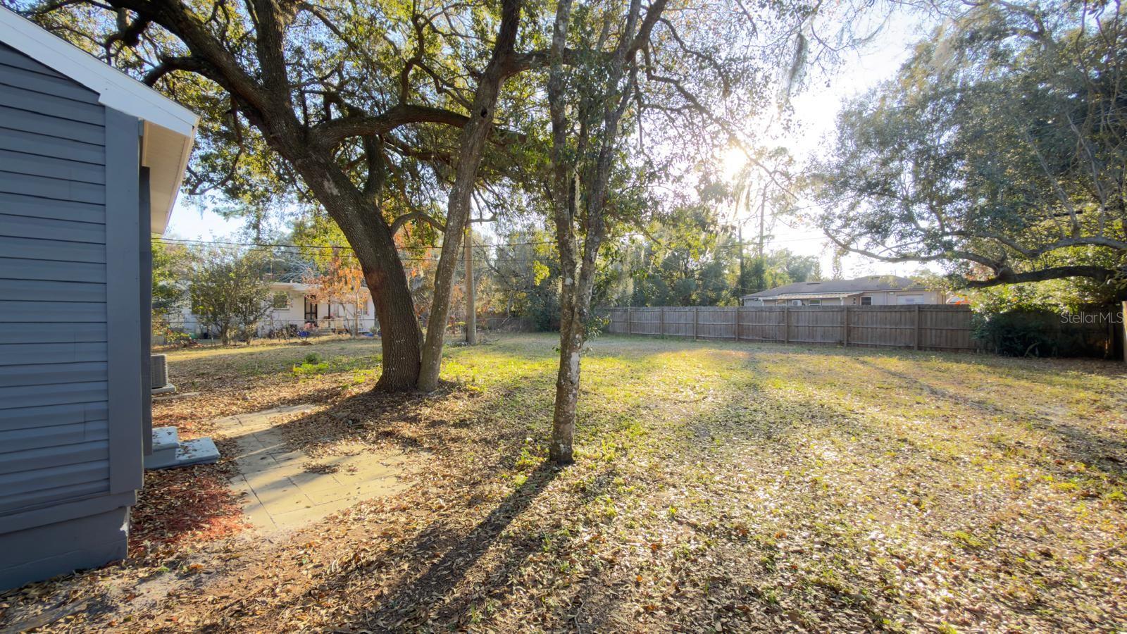 Image 7 of 31 For 2402 Stevens Avenue