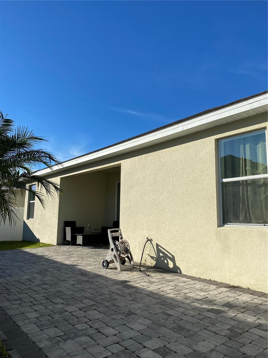 Image 2 of 9 For 3016 Madelia Lane