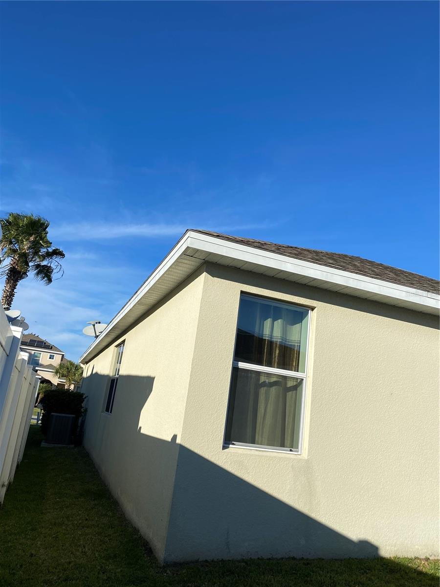 Image 3 of 9 For 3016 Madelia Lane