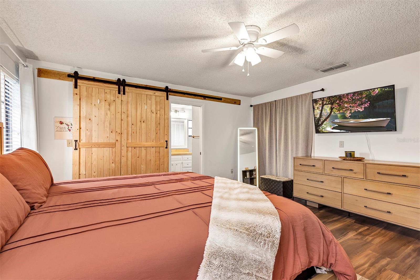 Image 11 of 39 For 1548 Bowmans Trail