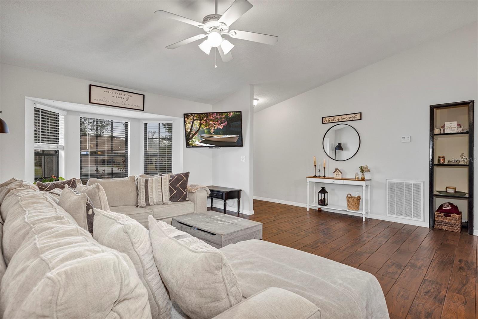 Image 6 of 39 For 1548 Bowmans Trail