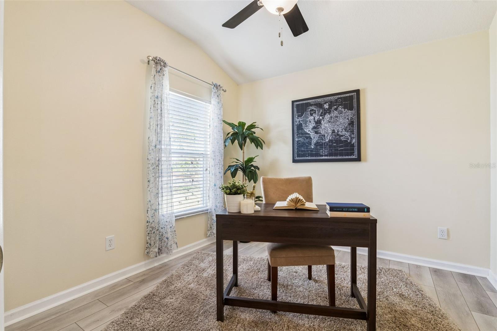 Image 27 of 54 For 307 Stonington Way