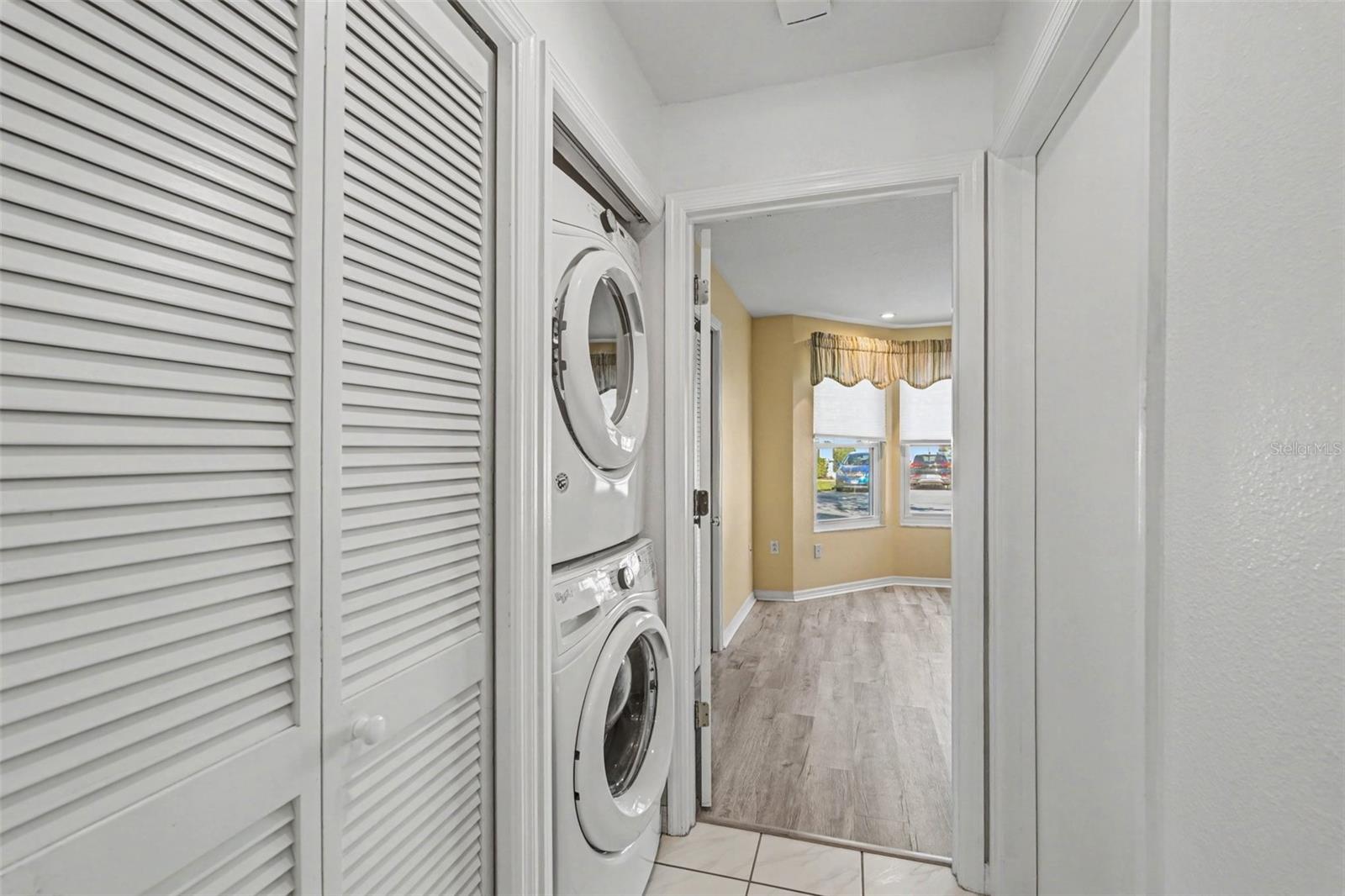 Image 22 of 28 For 505 Fairways Drive 505