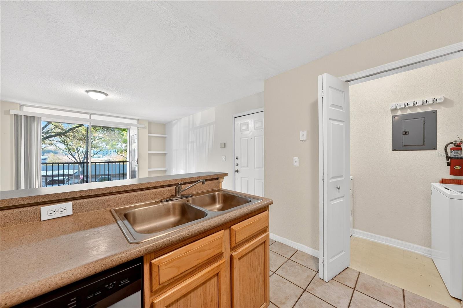 Image 11 of 35 For 8939 Latrec Ave  1203