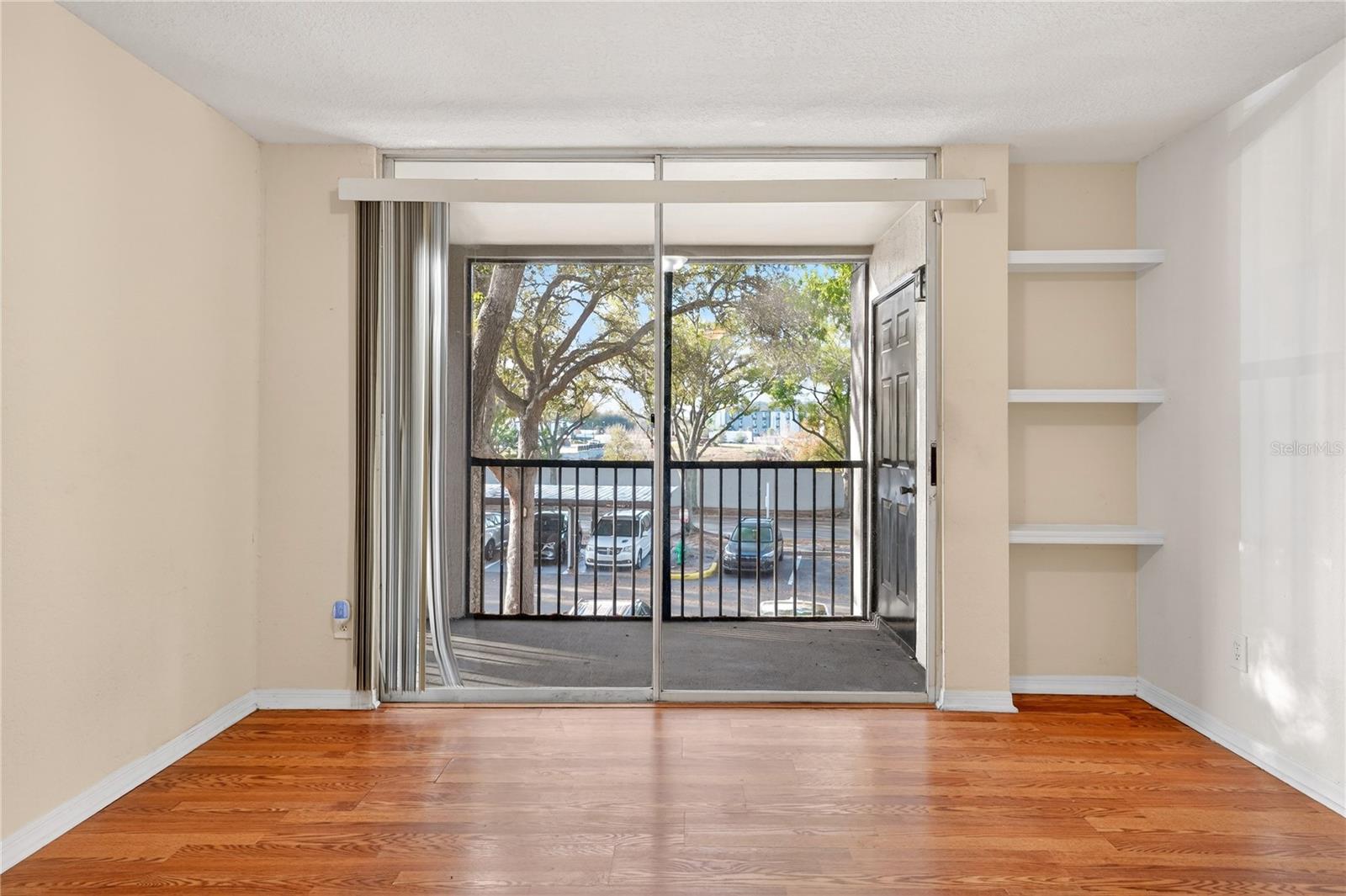 Image 16 of 35 For 8939 Latrec Ave  1203