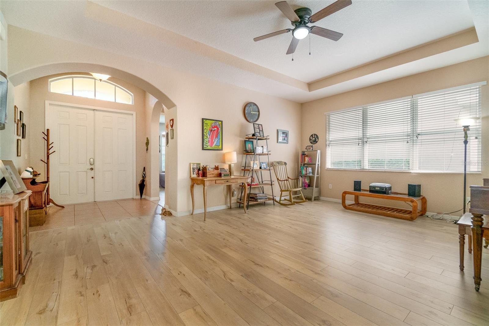 Image 4 of 30 For 3896 Esplanade Avenue