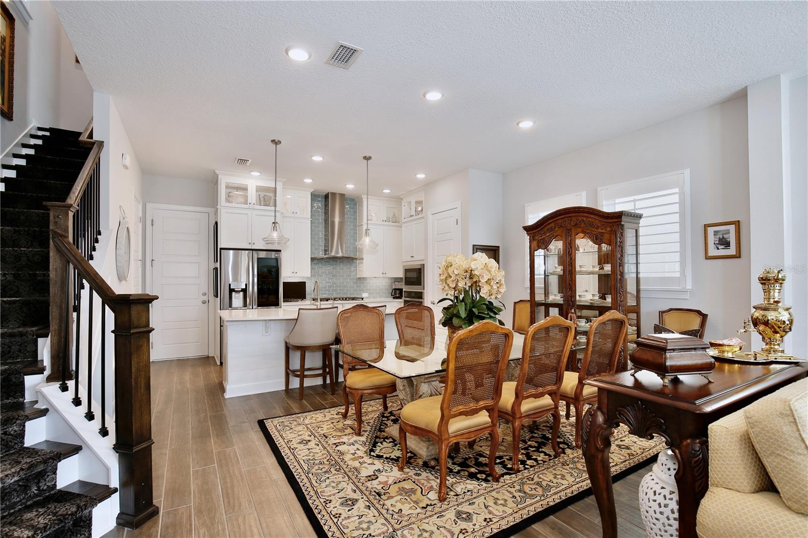 Image 10 of 41 For 290 Viola Cove