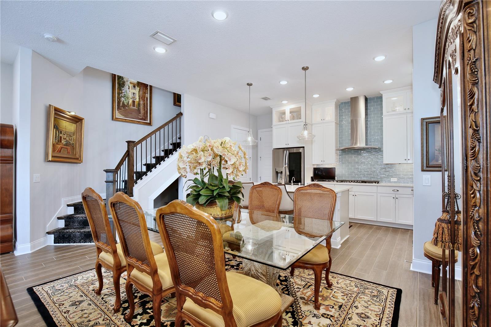 Image 11 of 41 For 290 Viola Cove