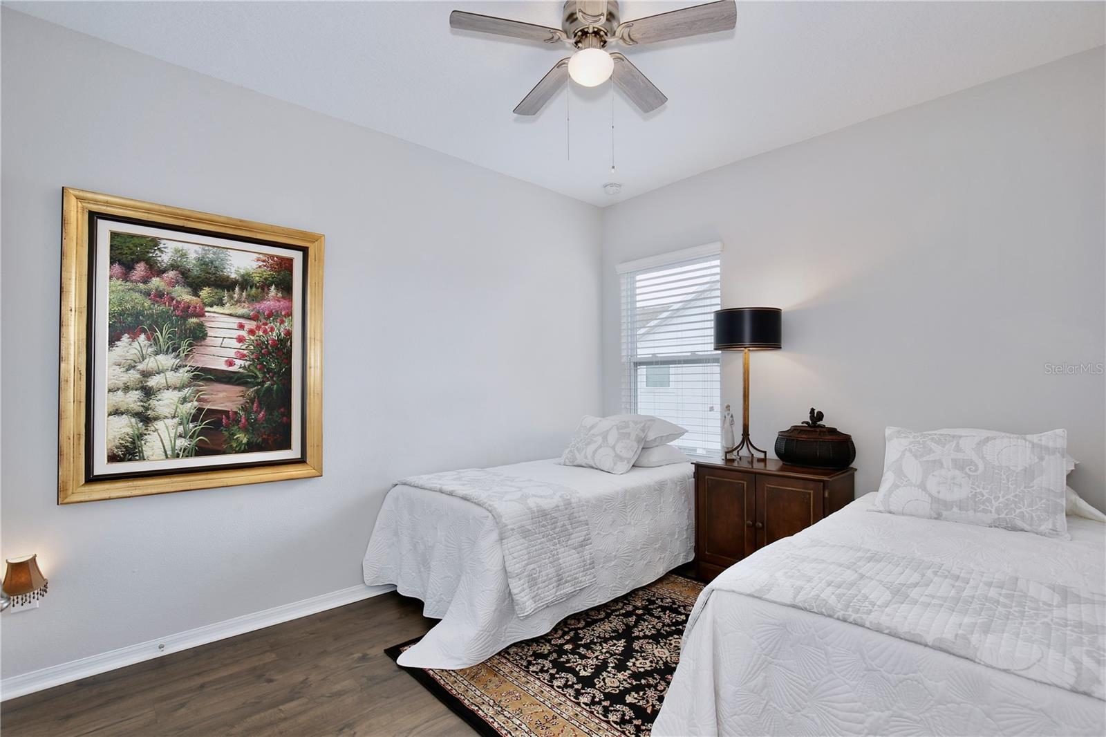 Image 28 of 41 For 290 Viola Cove