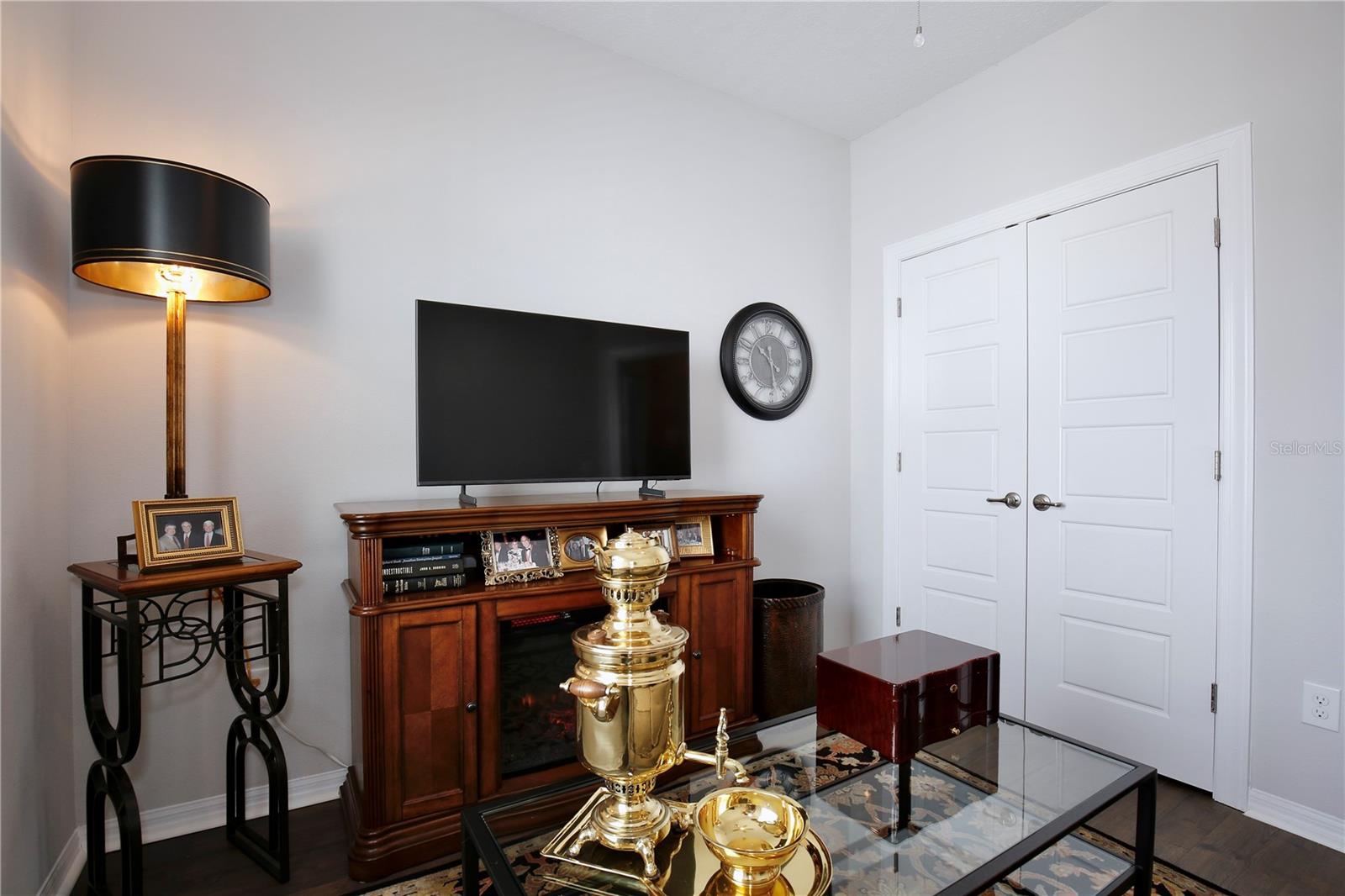 Image 31 of 41 For 290 Viola Cove