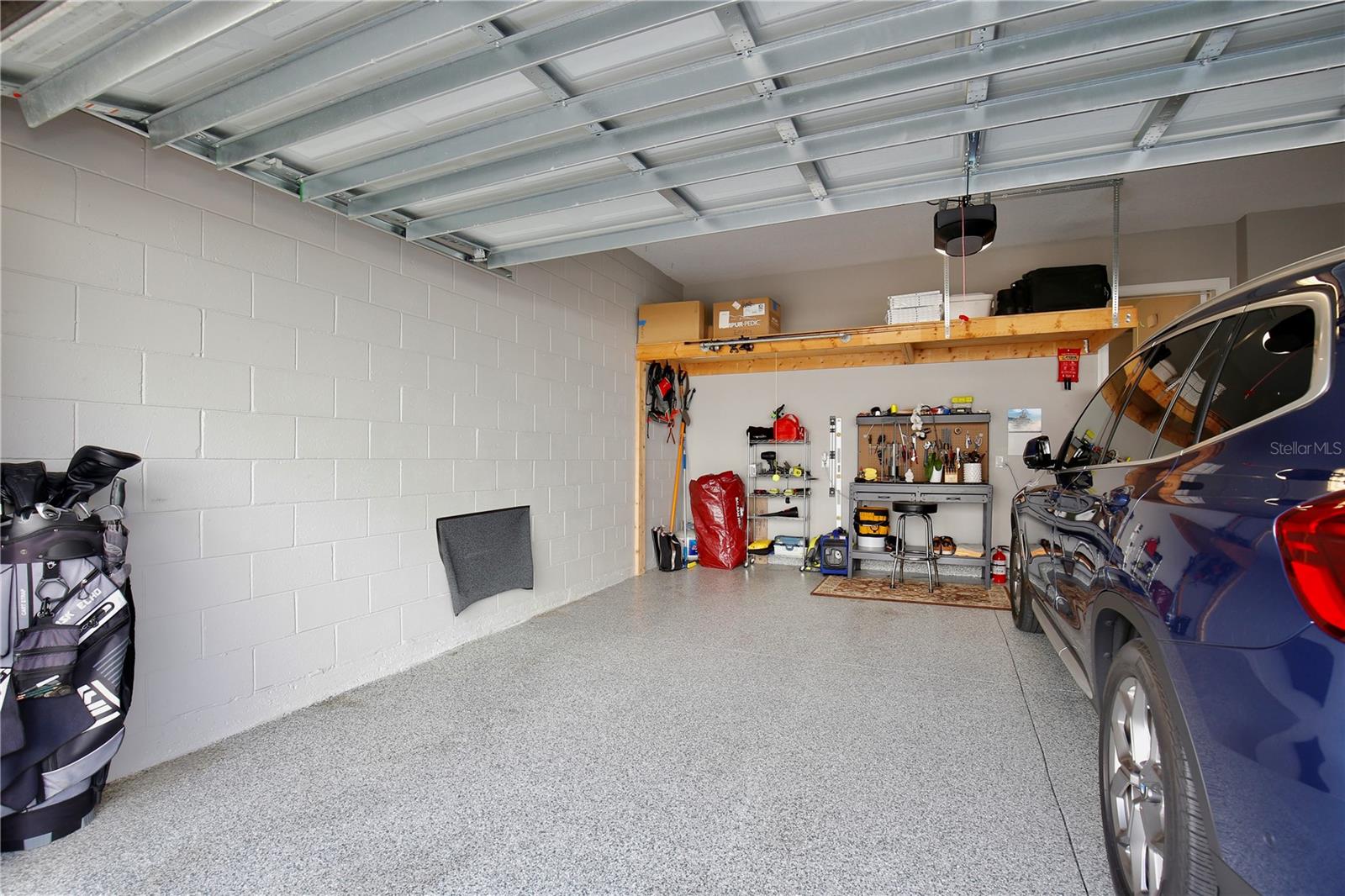 Image 33 of 41 For 290 Viola Cove