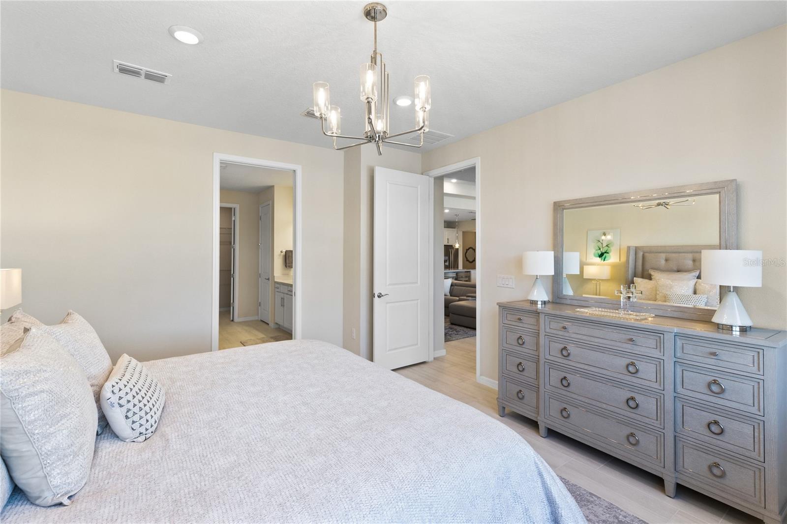 Image 15 of 40 For 2808 Cherry Blossom Loop