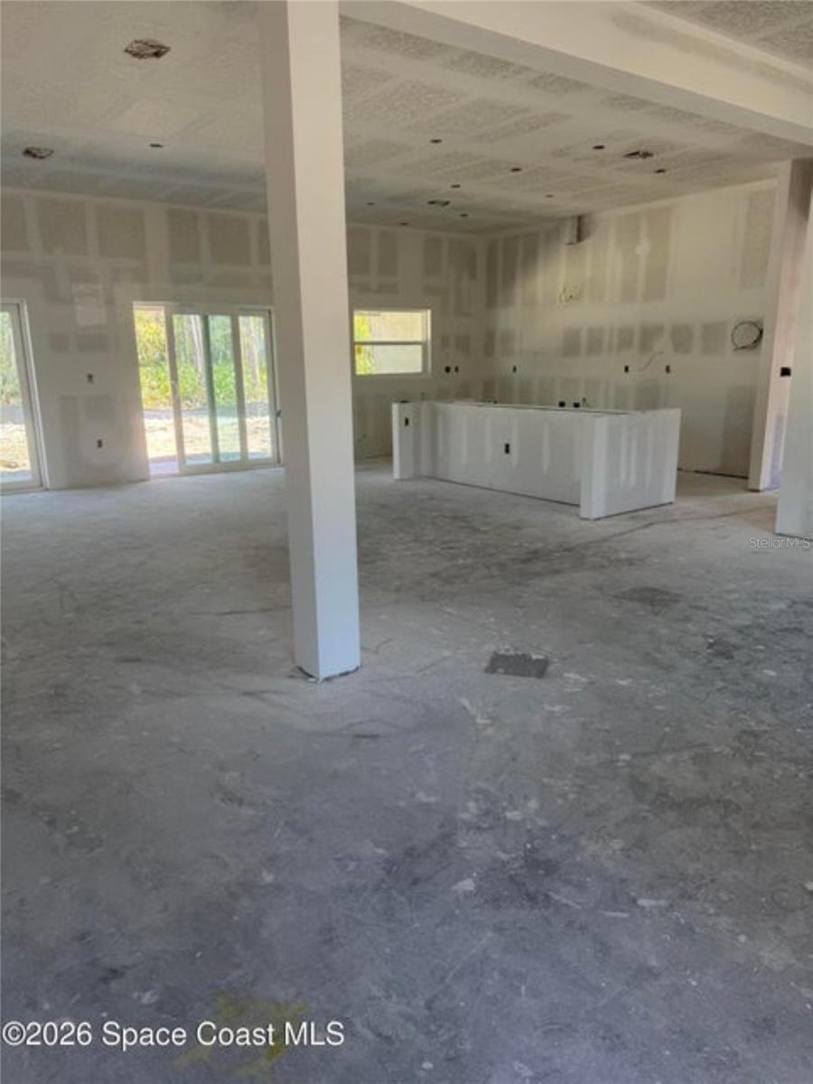 Image 3 of 5 For 4065 Fawn Lake Boulevard