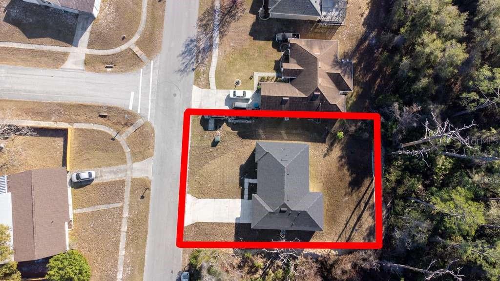 Image 9 of 52 For 789 Midland Drive