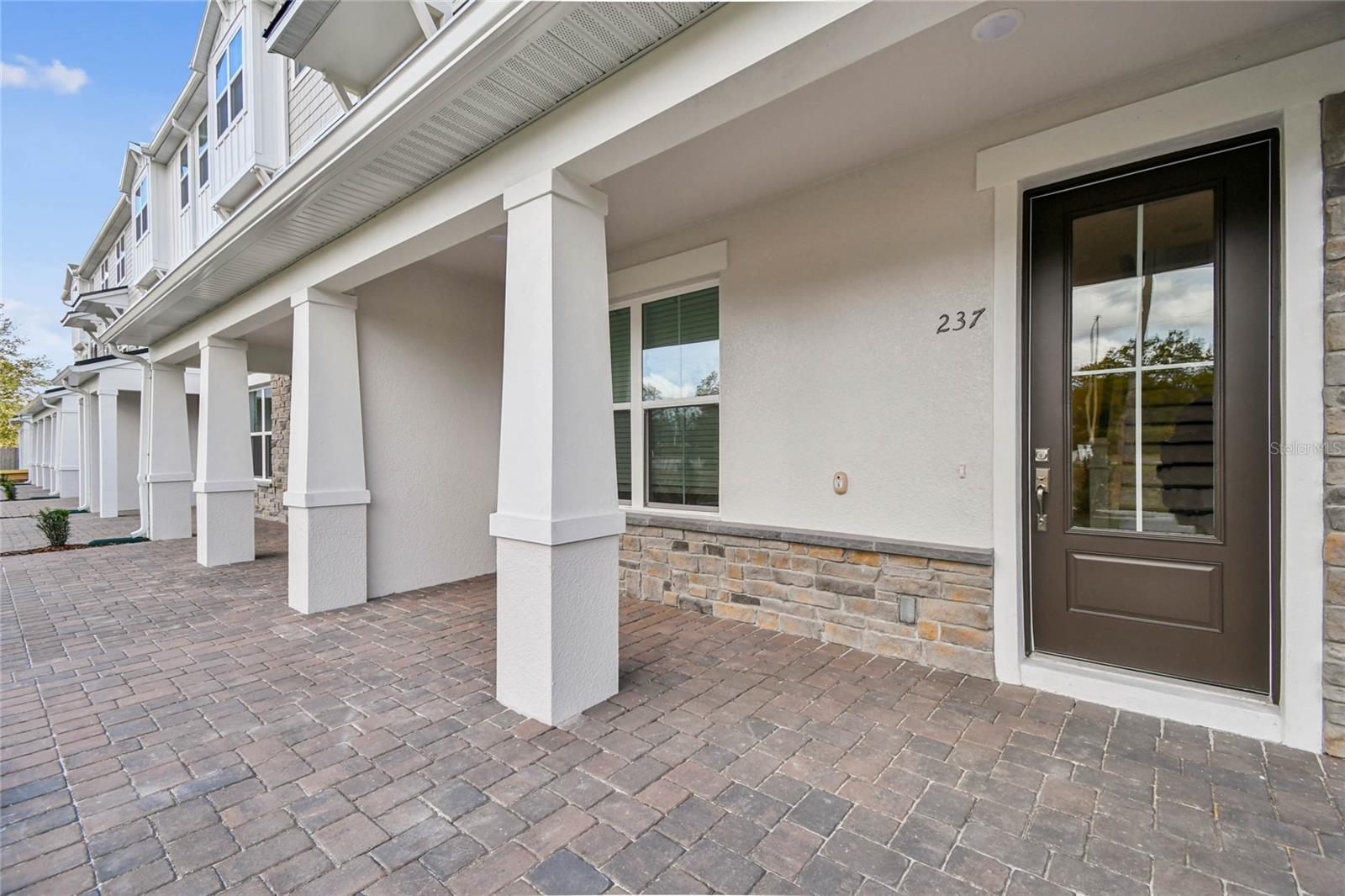 Image 3 of 30 For 237 Pasquala Way 14