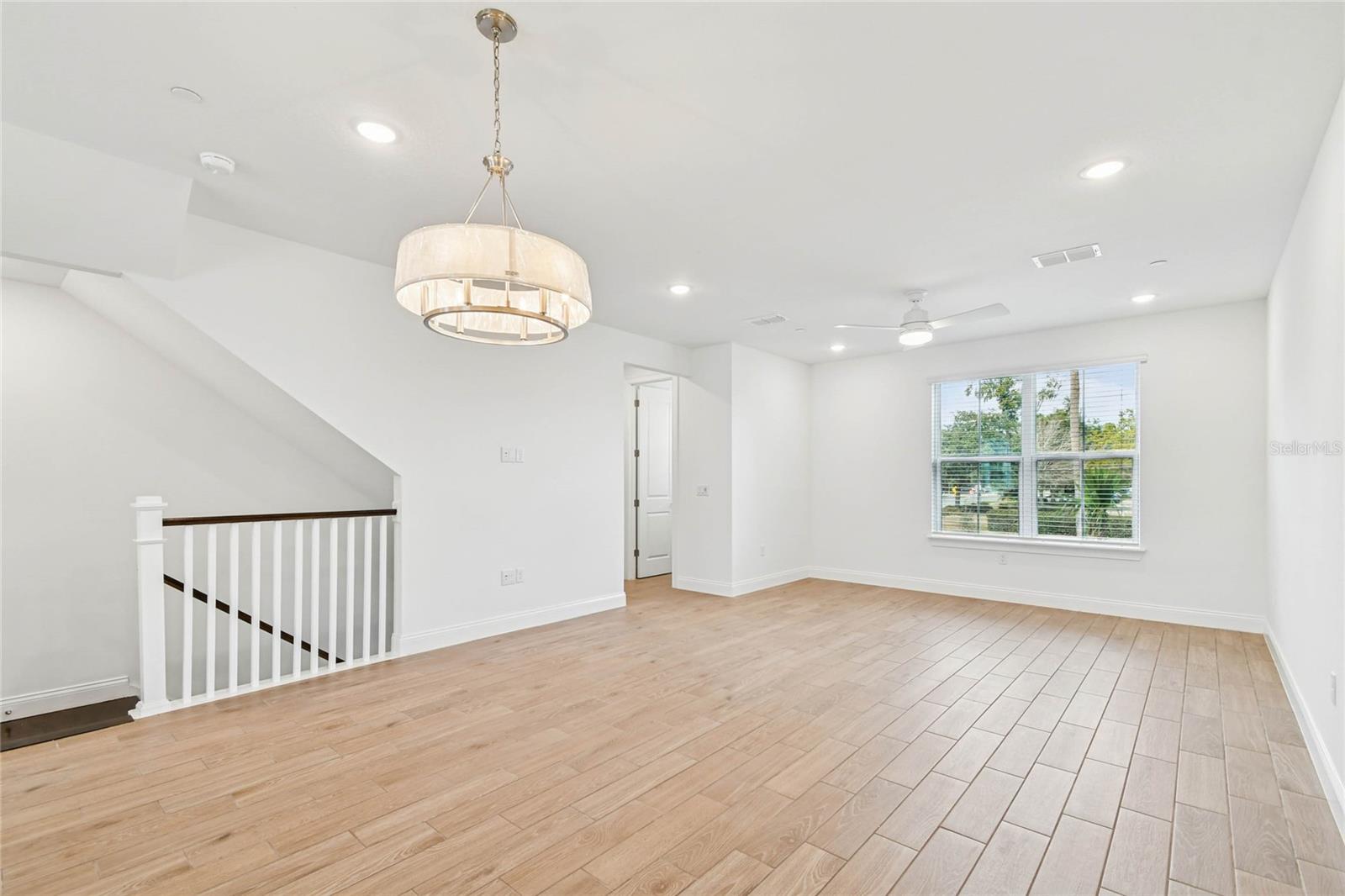 Image 8 of 30 For 237 Pasquala Way 14