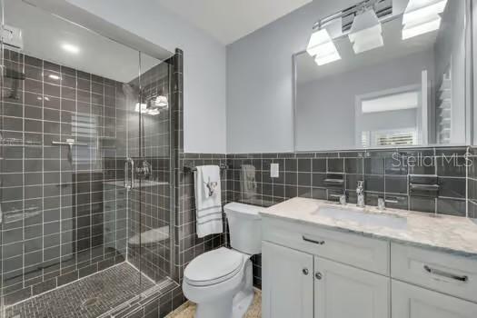 Image 24 of 38 For 225 Halsey Street