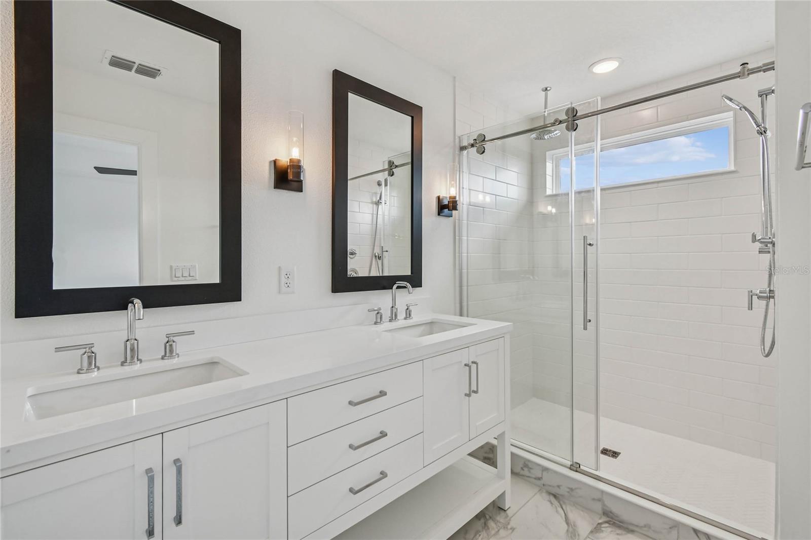 Image 20 of 30 For 233 Pasquala Way