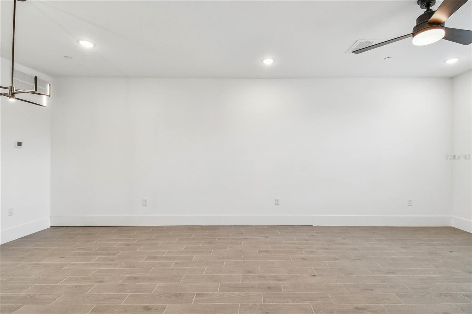 Image 8 of 30 For 233 Pasquala Way