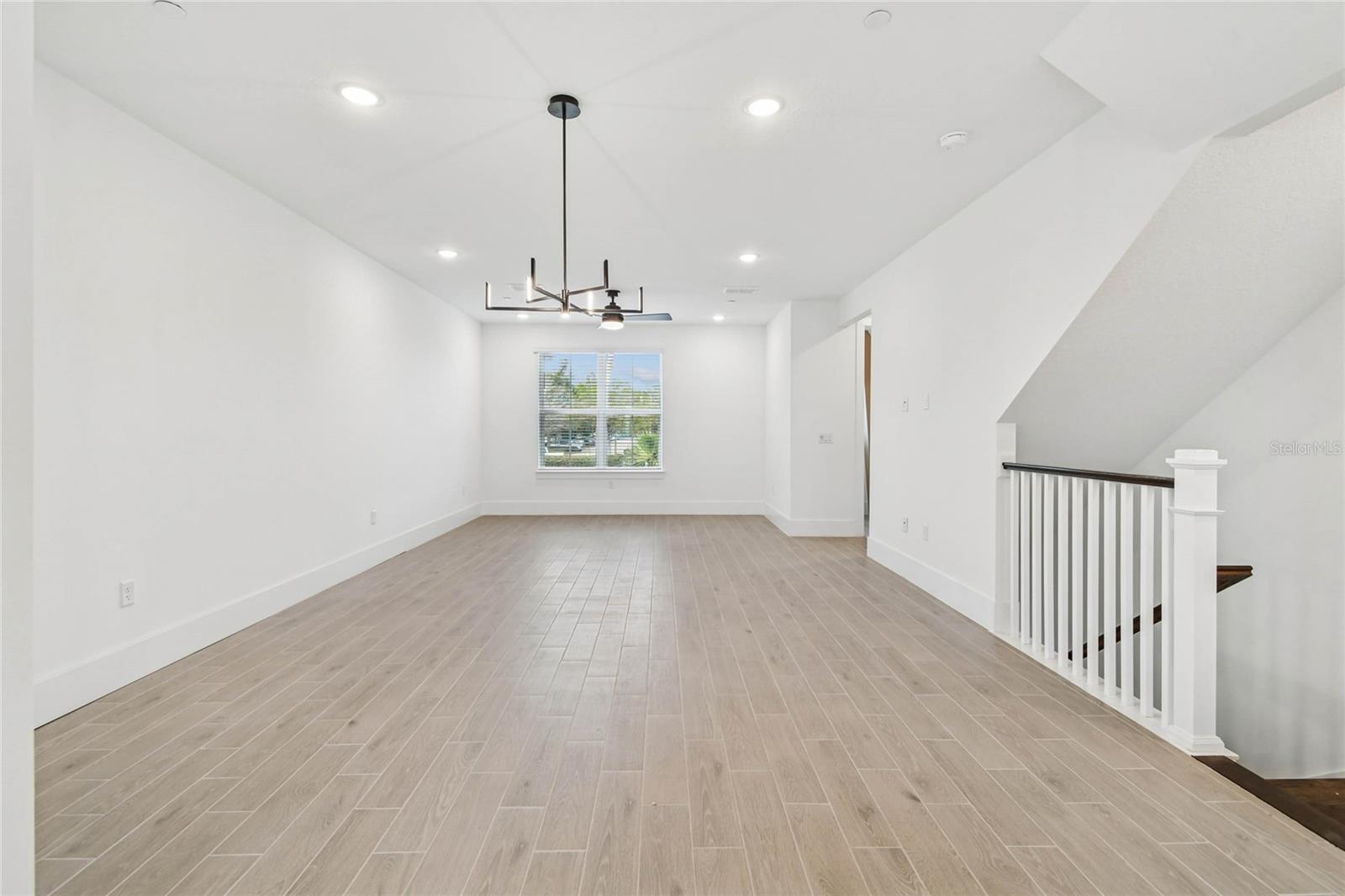 Image 9 of 30 For 233 Pasquala Way