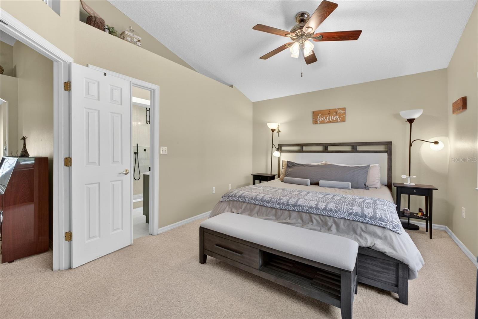 Image 15 of 37 For 257 Oak Chase Place