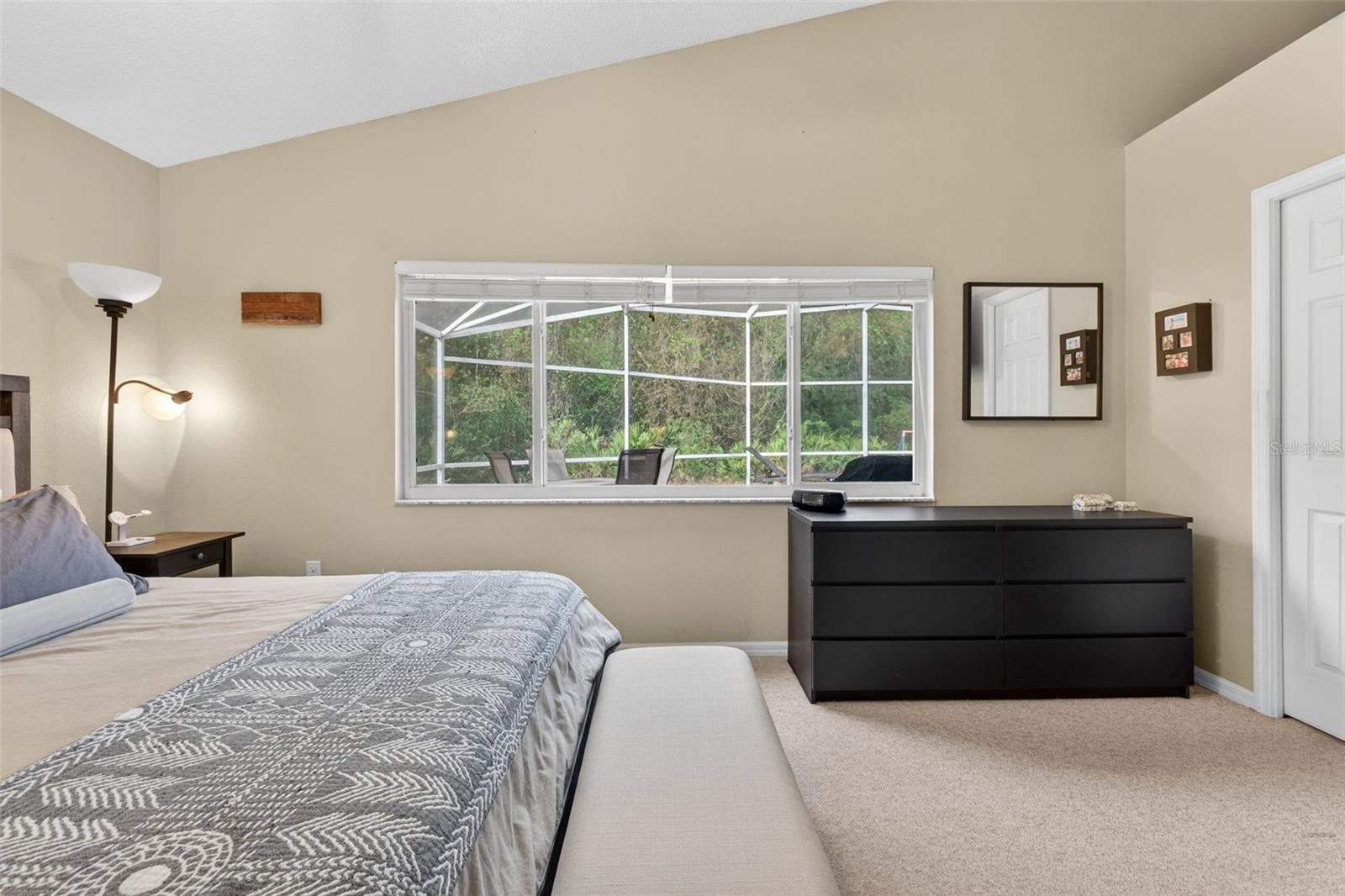 Image 16 of 37 For 257 Oak Chase Place