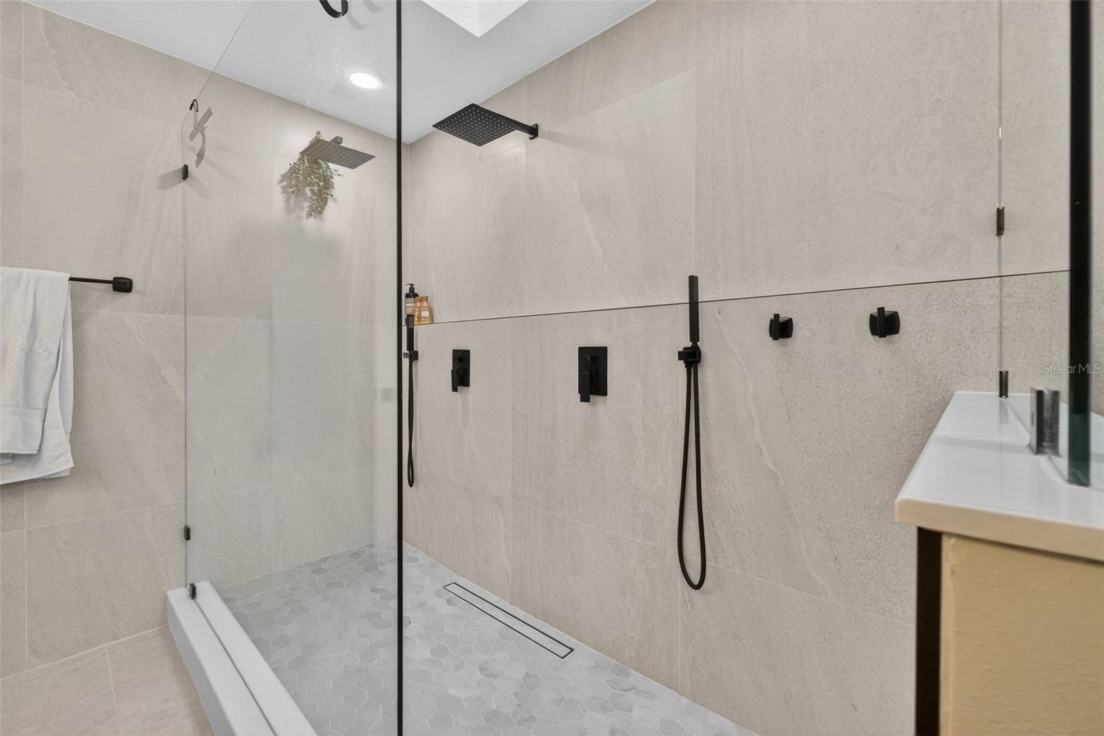 Image 19 of 37 For 257 Oak Chase Place