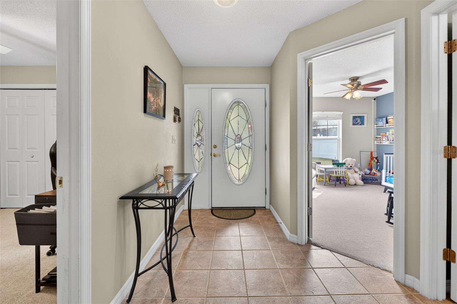 Image 5 of 37 For 257 Oak Chase Place