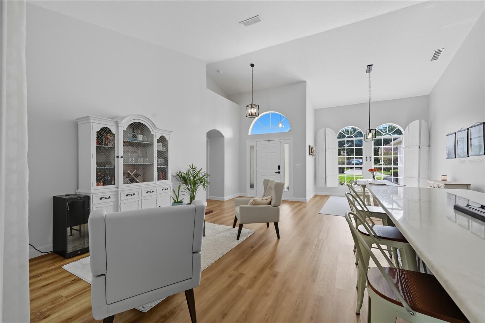 Image 18 of 59 For 12731 Pine Arbor Drive