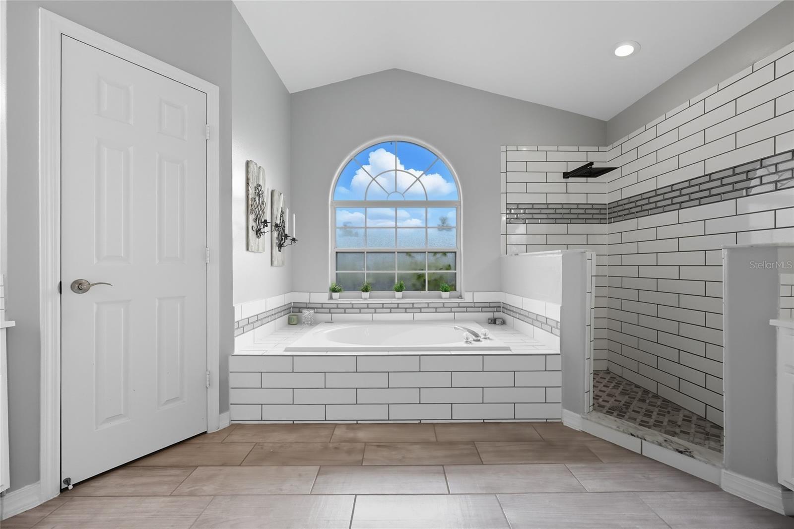 Image 25 of 59 For 12731 Pine Arbor Drive