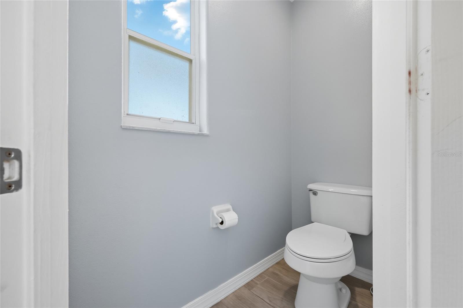 Image 27 of 59 For 12731 Pine Arbor Drive